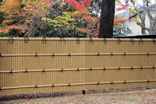 「建仁寺垣B型 片面 ゴマ竹柱隠しタイプ」