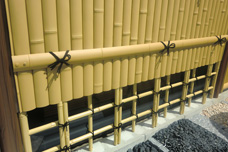 「建仁寺垣A型+四ツ目垣1型 片面 柱見せタイプ」